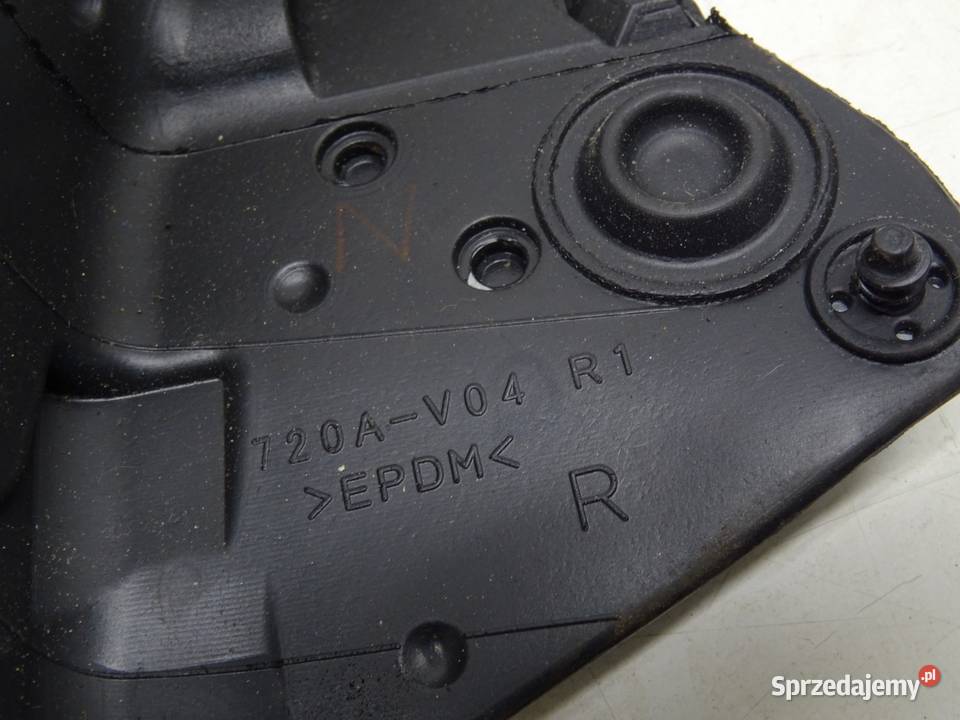 USZCZELKA DRZWI PRAWA LEXUS RC SportowyCoupe