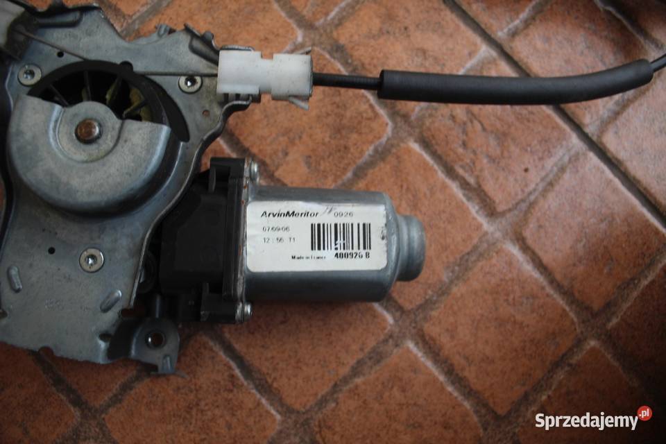 MECHANIZM PODNOŚNIK SZYBY PRAWY PRZÓD NISSAN