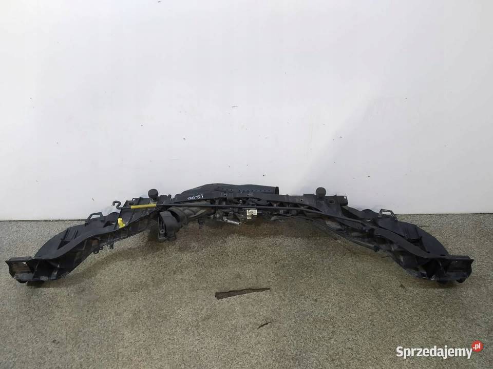 PAS PRZEDNI WZMOCNIENIE PRZÓD CZARNE Ford Focus