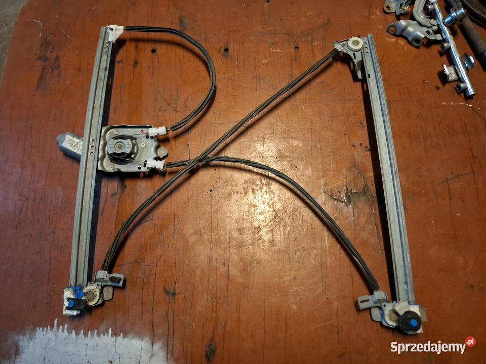 Podnośnik mechanizm podnoszenia szyby prawy Rok produkcji 2003 Przyborów