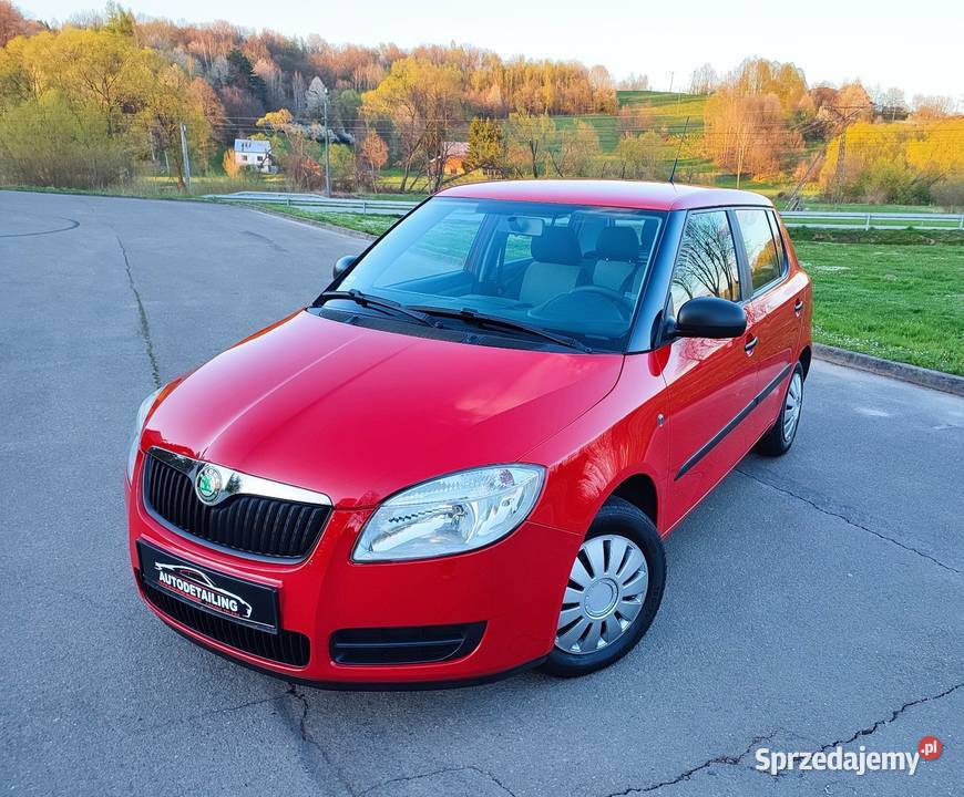Ładna nie zgnita Skoda Fabia 12 benzyna 2009 186 Domaradz