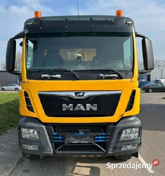 wywrotka 6x4 ciagnik 6x4 MAN TGS Warszawa