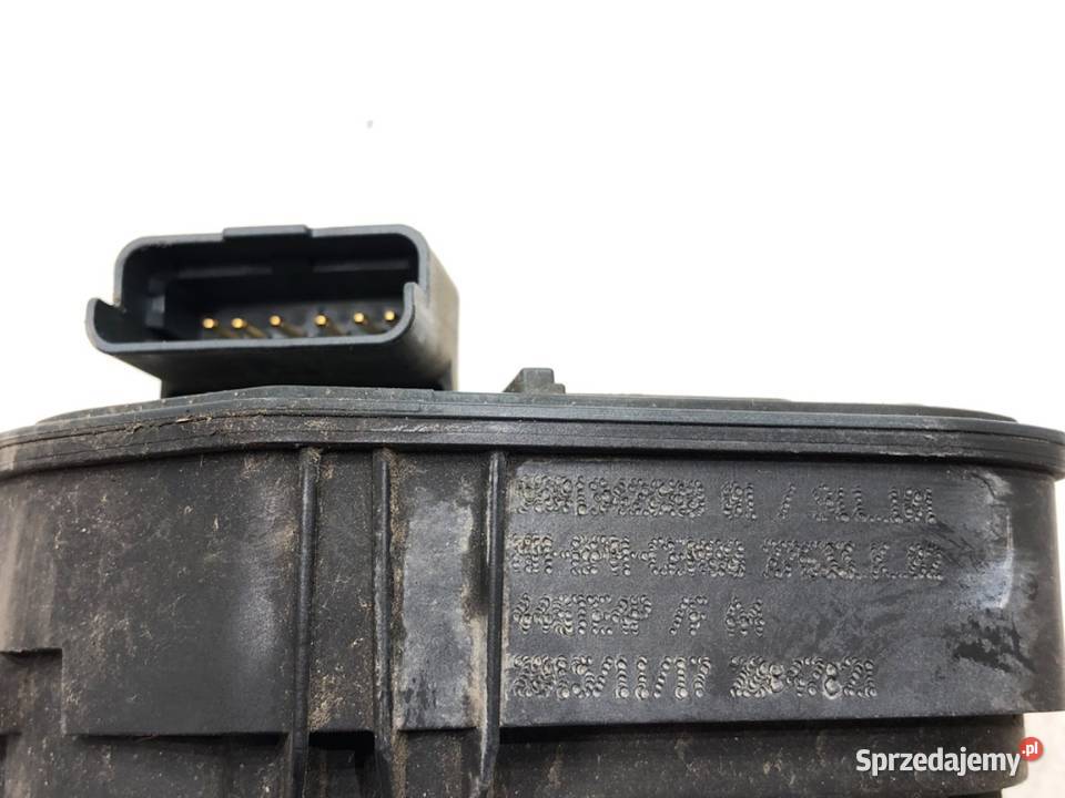 PRZEPUSTNICA CITROEN C3 PICASSO 12 110 ZAWÓR