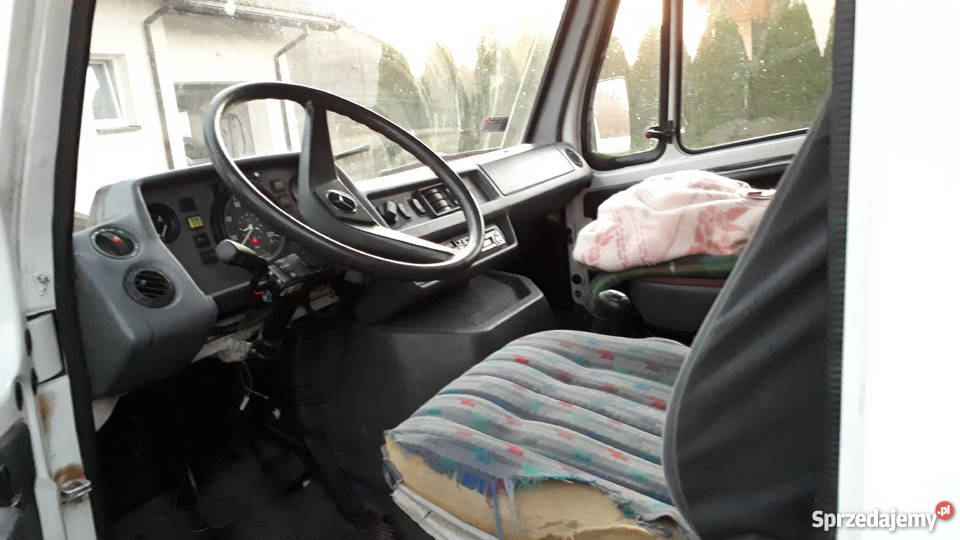 MercedesBenz 210D Kaczka NOWY SILNIK 29D Blaszak 2874cm3 Wola Paprotnia