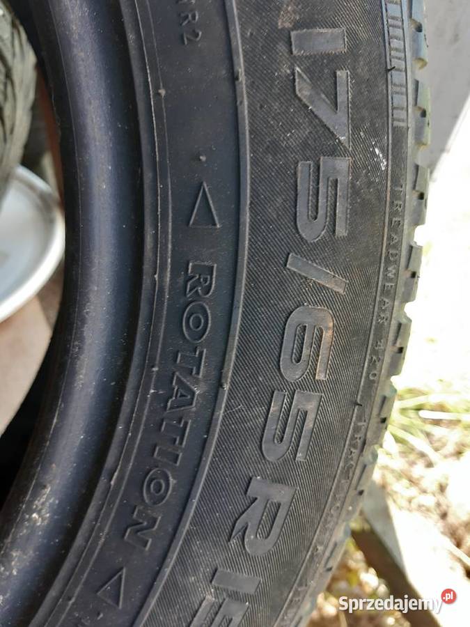 Opony zimowe Nokian 17565R15 Słupsk