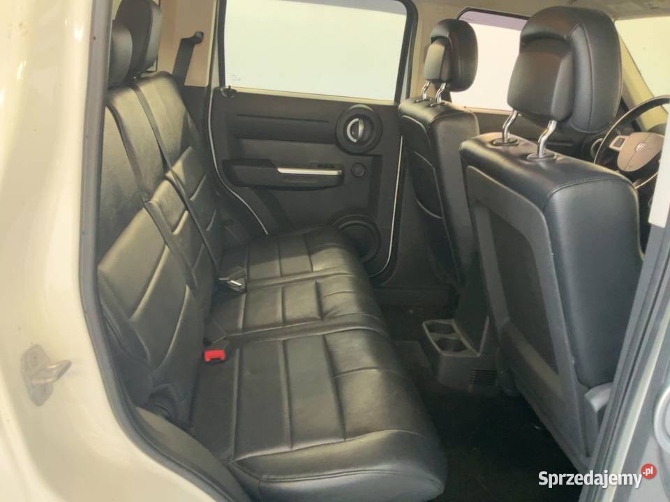 dodge nitro 40 4x4 Rok produkcji 2011 Oleśnica