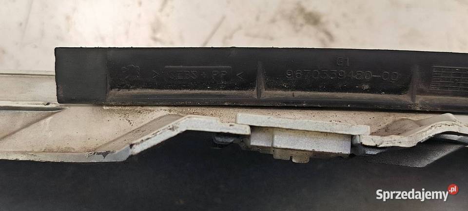 BŁOTNIK LEWY PRZÓD PEUGEOT 3008 T 8 osobowe Lipno