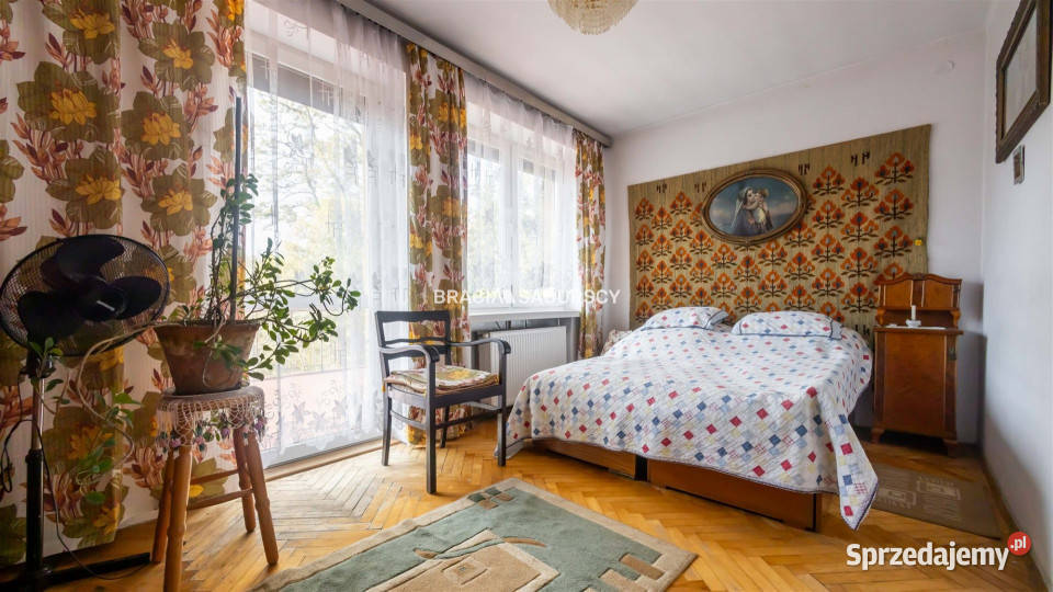 Dom Kraków Myślenicka 220 metrów