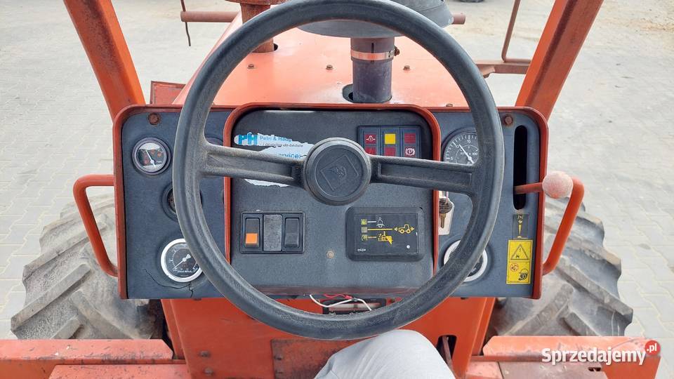 Koparka łańcuchowa Ditch Witch 8020 85 Sochaczew