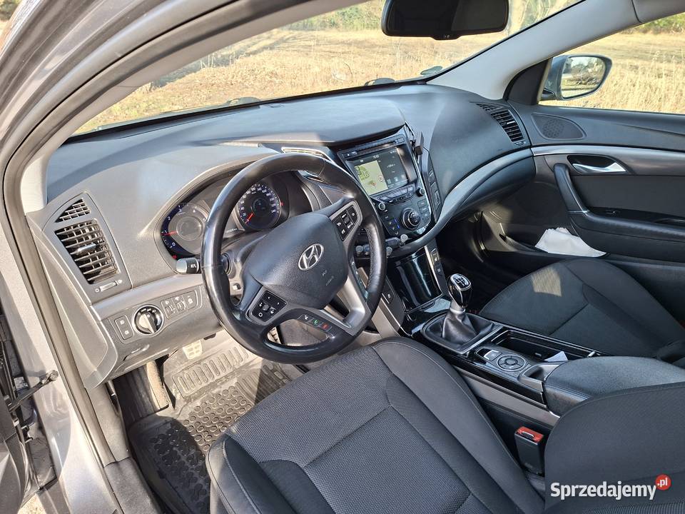 Hyundsi i40 17crdi exclusive Rok produkcji 2016 Radom