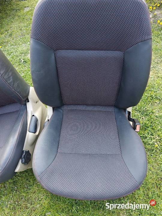 Nissan Terrano siedzenia podkarpackie Krosno
