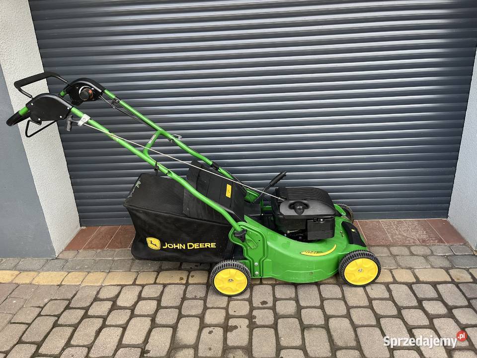 JOHN DEERE kosiarka spalinowa z napędem Sabo Nakło