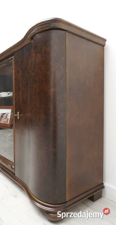 Biblioteka w stylu art deco lata 30te renowacji wielkopolskie Jerka