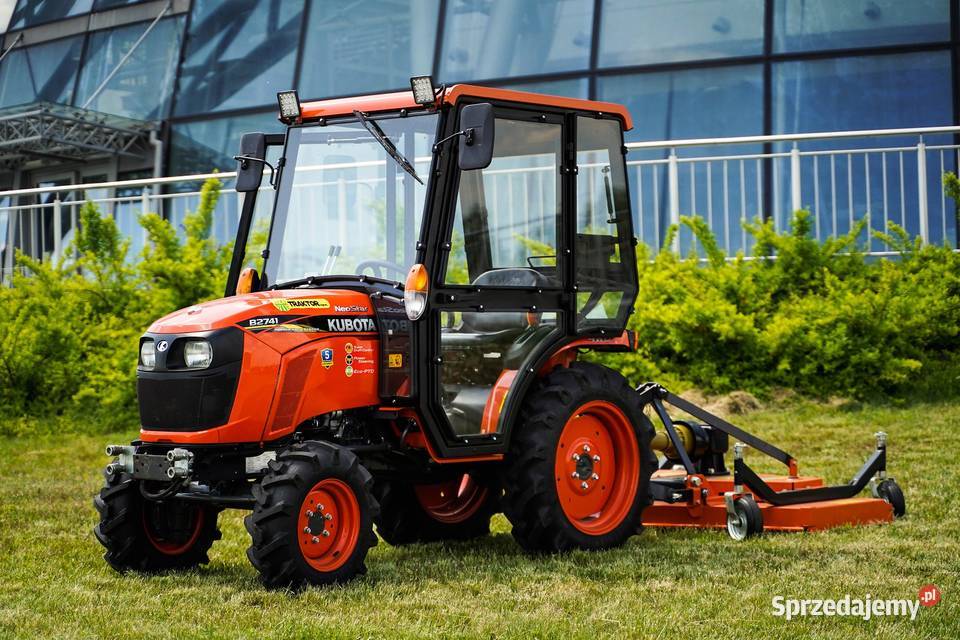 Kubota B2741 Neo Star 4x4 27 CAB kosiarka podkarpackie Tajęcina