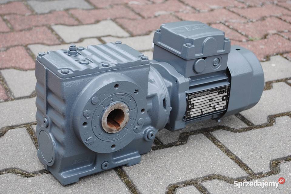 Motoreduktor kątowy 018kw 43obrmin z hamulcem