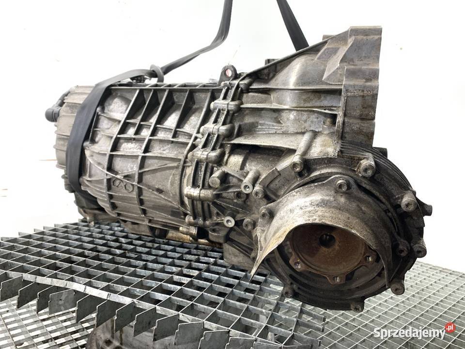 SKRZYNIA BIEGÓW AUDI A4 B8 LAM 18 160 0715