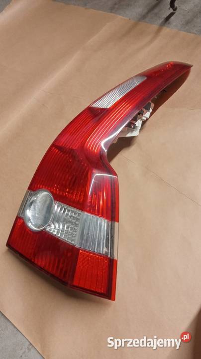 Volvo V50 lampa prawa prawe