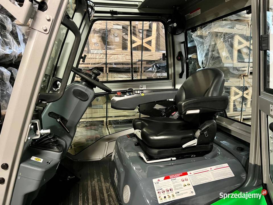 Elektryczny wózek widłowy Heli 2500 w wersji Nowostawy Dolne