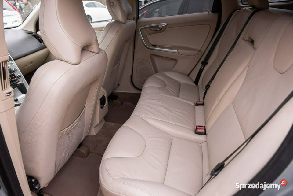 Volvo XC 60 RDesign AWD 24d D5 185 4x4 Super diesel Zwoleń