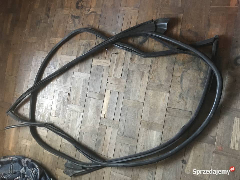 Uszczelka drzwi prawa lewa bmw e46 coup cabrio Rok produkcji 2000 Kalisz