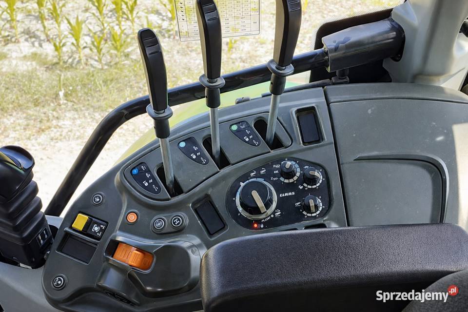 Ciągnik kołowy Claas ATOS 240