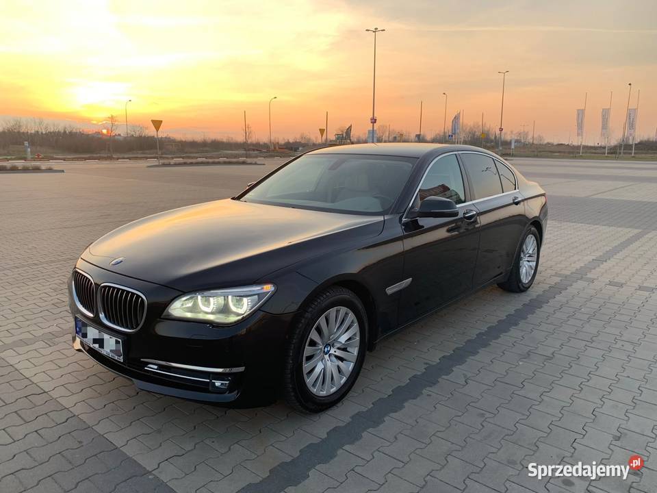 Wynajem BMW 7 do ślubu i na wesele Rzeszów