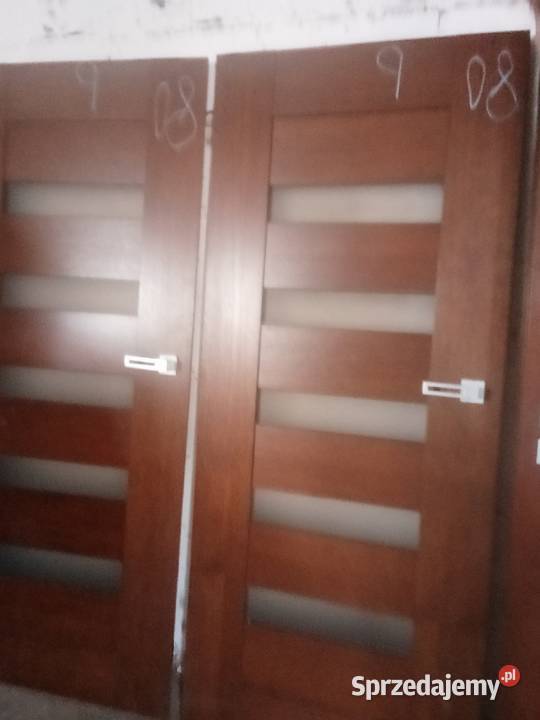 Drzwi wewnętrzne brązowe z ościeżnicą regulowane Czernikowo