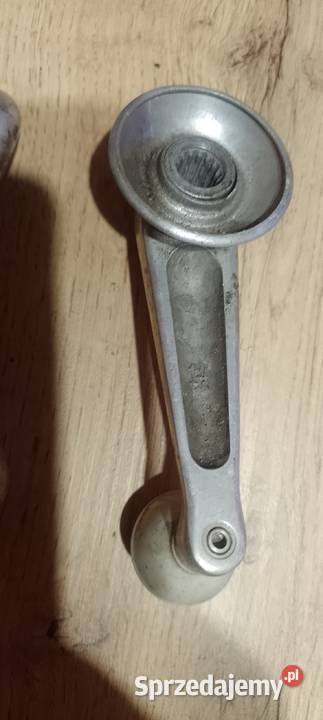 tylne lampy i korbki do szyb wartburg 311 sprzedam