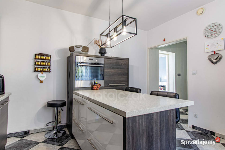 sprzedaży domu wolnostojącego 21503m2 Gdynia