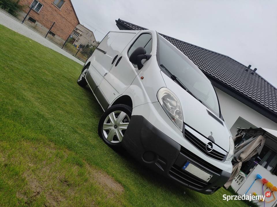 OPEL VIVARO LONG 2014r KLIMA ŁADNY łódzkie Bartochów
