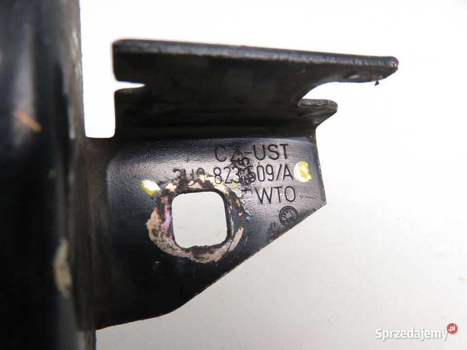 ZAMEK MASKI SKODA SUPERB I 3U4 3U0823509A