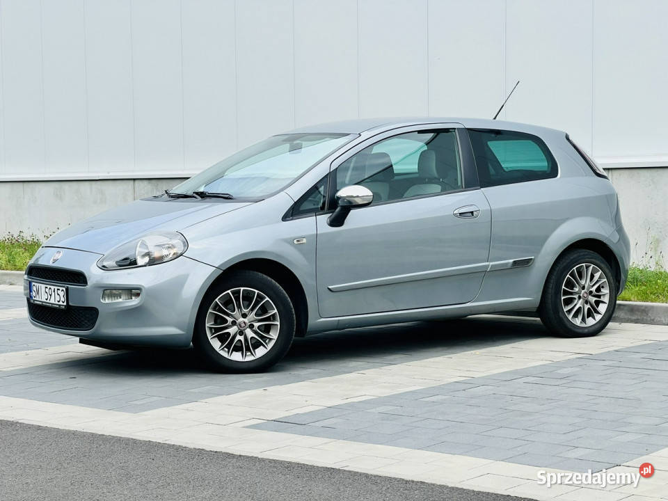 Fiat Punto Evo 12 Benz dużym serwisie 2/3 Mikołów sprzedam