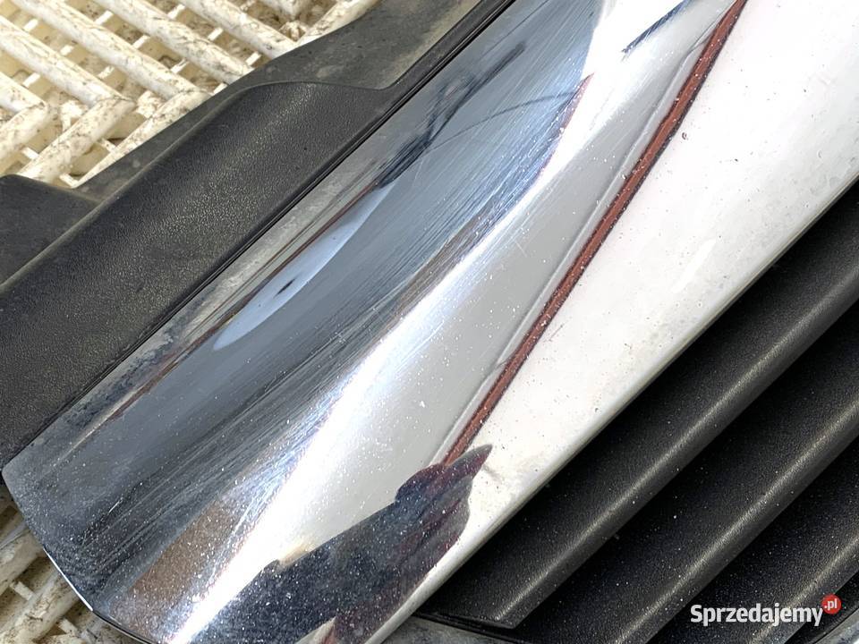 ATRAPA GRILL OPEL ZAFIRA B 0519 13136136 Minivan Atrapy