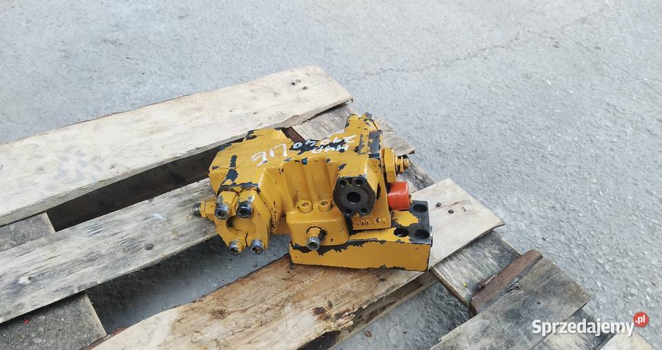 7 WYJŚĆ KOSTKA ZAWÓR ZAMEK HYDRAULICZNY LIEBHERR Części świętokrzyskie Kielce sprzedam