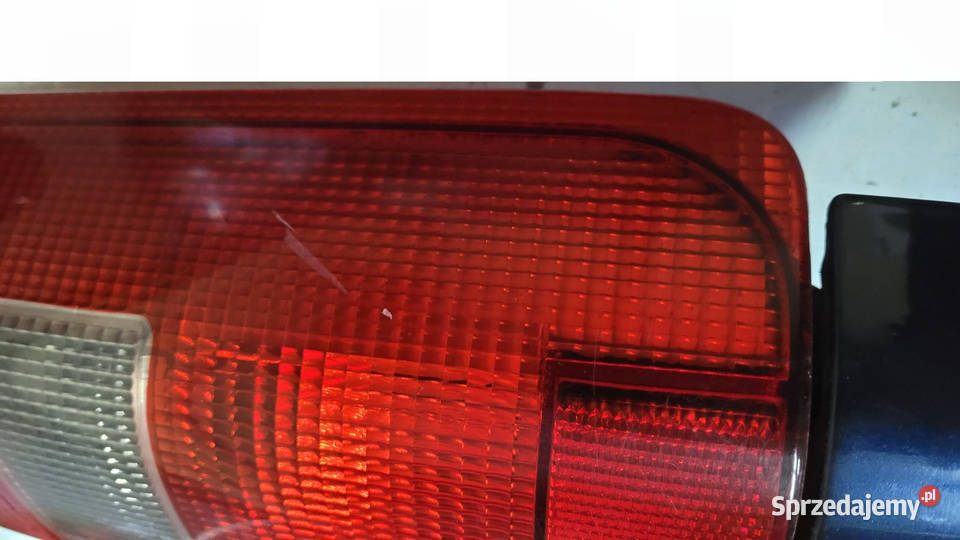 LAMPA TYLNA PRAWA DOLNA VOLVO 850 KOMBI Oświetlenie Ruda Śląska