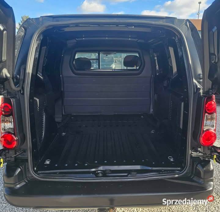 Citroen Berlingo 2018r diesel klima haktempomat 240000km