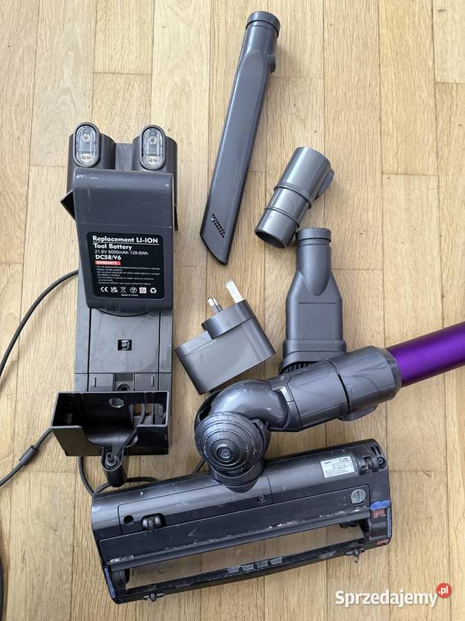 Dyson V6 akcesoria ładowarka końcówki rura