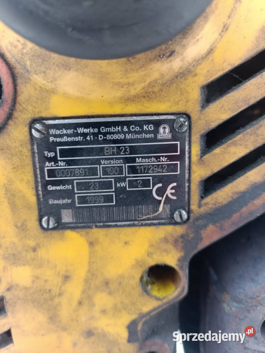 Młot spalinowy WACKER BH 23 23 2 kW do kucia Czarne sprzedam