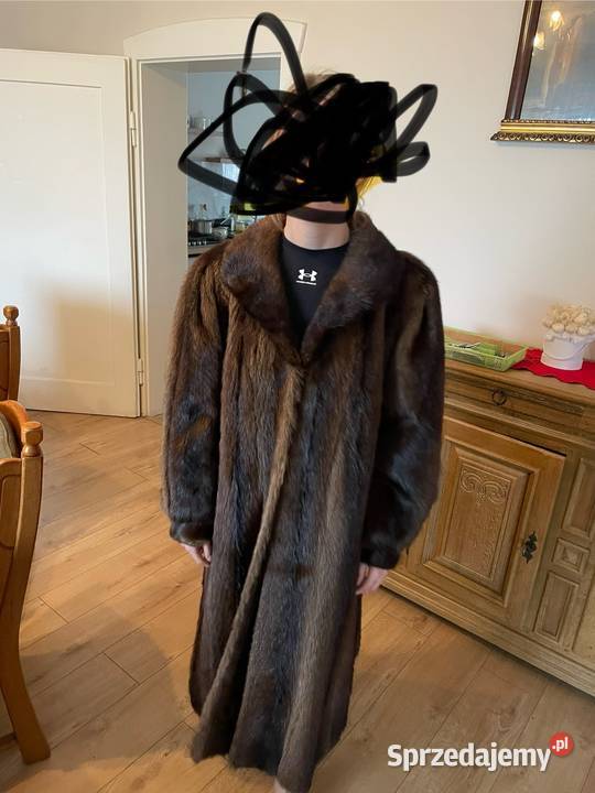 Futro z norek rozmiar 46