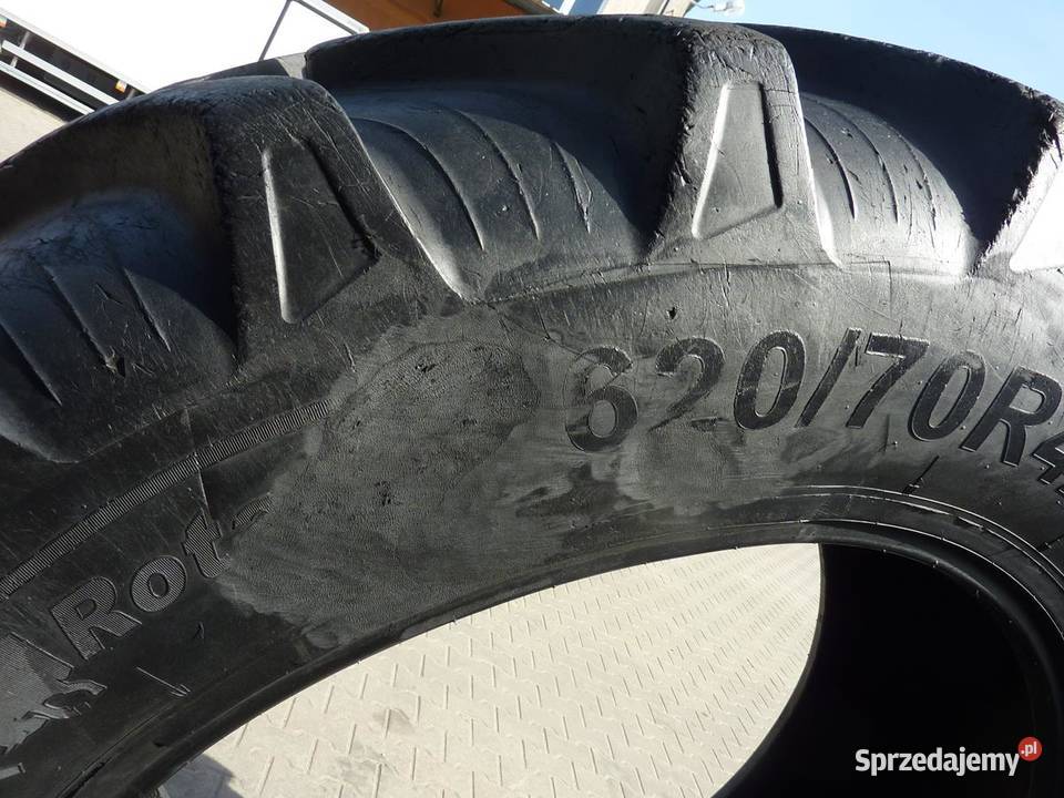 2x Opona używana rolnicza 62070R42 TAURUS POINT 70 Zaścianki