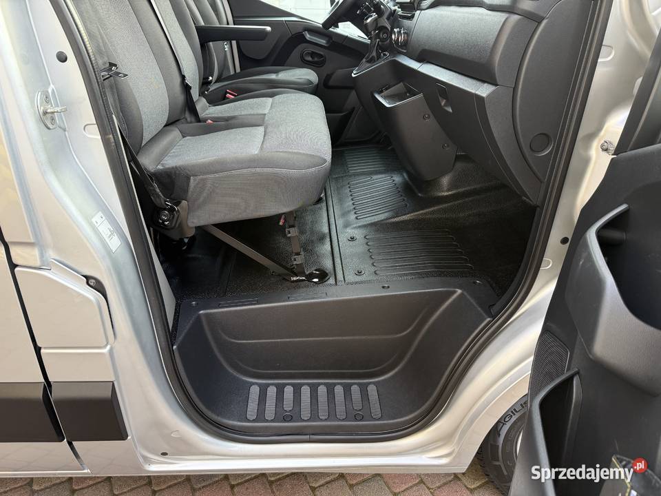 Renault Master Brygadówka Doka L2H2 034 nieuszkodzony Rawa Mazowiecka sprzedam