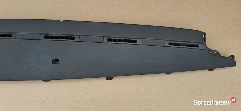 VOLVO FH4 PODSZYBIE PANEL OSŁONA LISTWA DESKI ciężarowe Bieleń