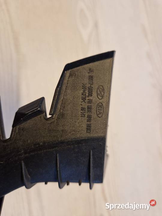 Ślizg zderzaka KIA Picanto 3 Prawy osobowe Zderzaki Kwilcz