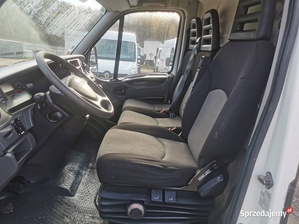 Iveco Daily 35C15 blaszak 30150 blizniak L3H3 diesel Książ Wielki