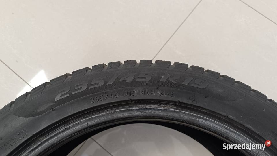 2 używaneopony zimowe Pirelli SottoZero 3 23545 Grudziądz sprzedam