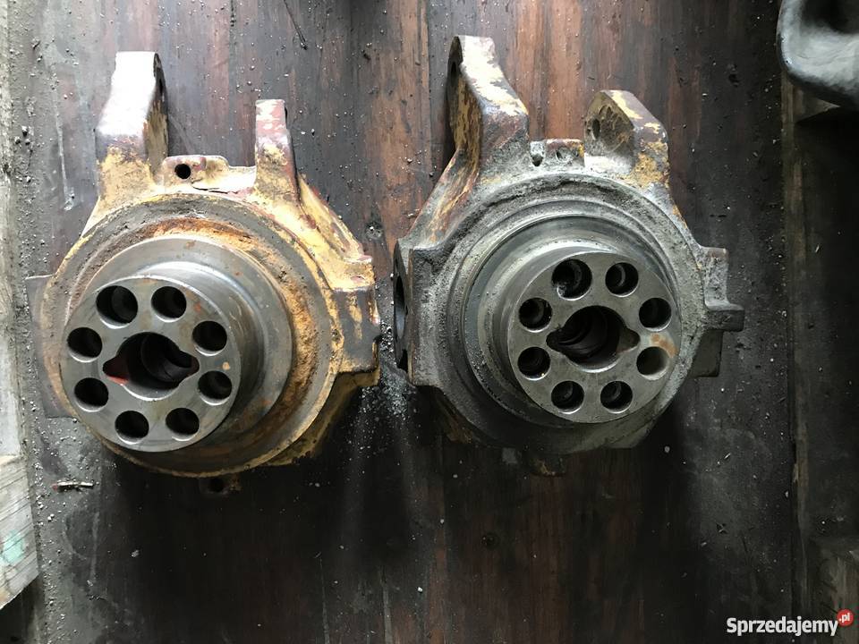 Zwrotnica mostu przedniego lewa Ford 650 655 pomorskie Kosakowo