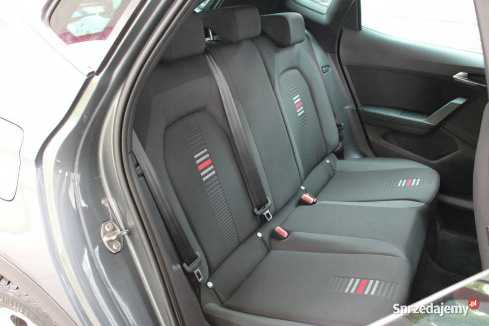 Seat Arona FRBezwypadkowy bogata wersja Arona Gliwice sprzedam