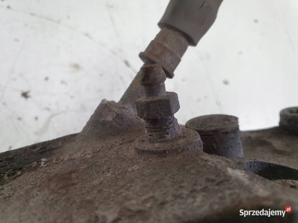 Volvo XC90 II PRZEDNI ZACISK HAMULCOWY lewy lubelskie Chełm