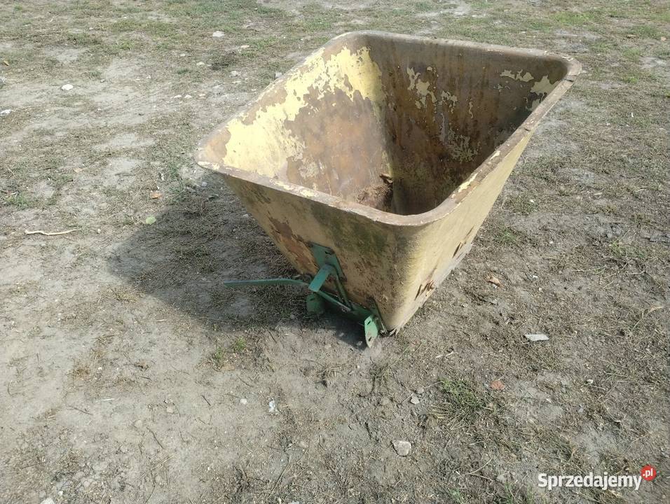 Kosz zasypowy rozsiewacza kos Parczew
