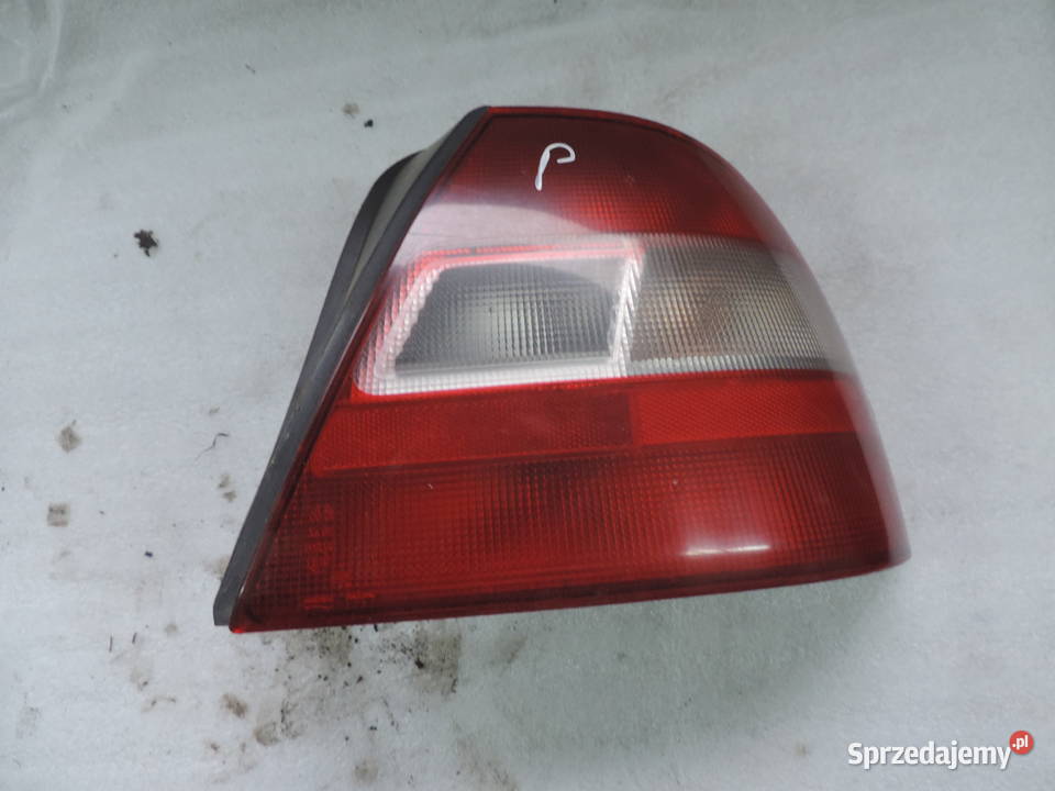 HONDA CIVIC 6 VI LAMPA PRAWY TYŁ HB Nowy Sącz